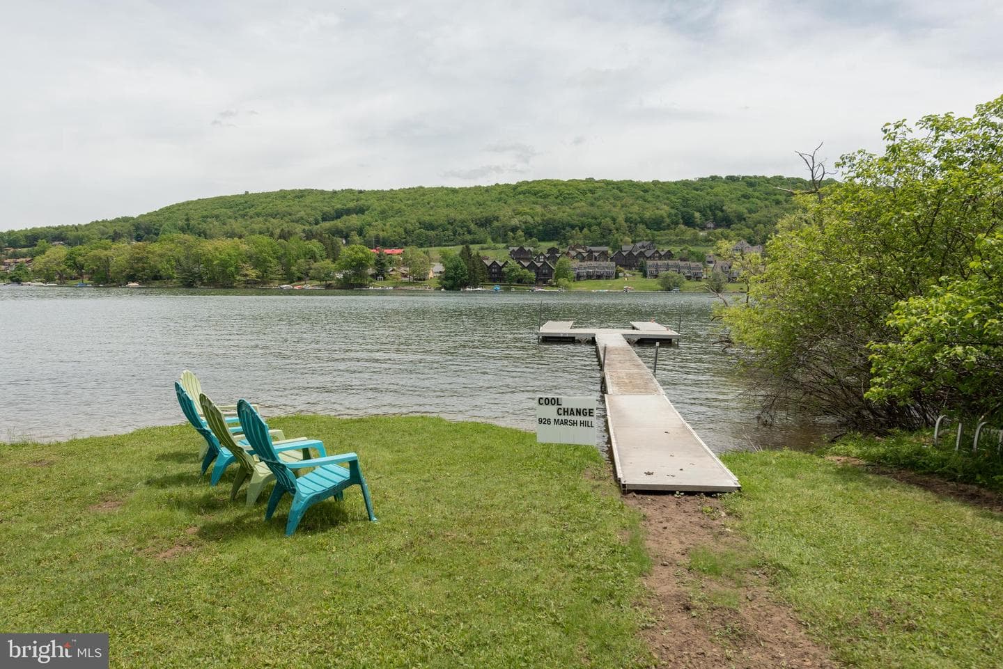 926 Marsh Hill Road photo 3