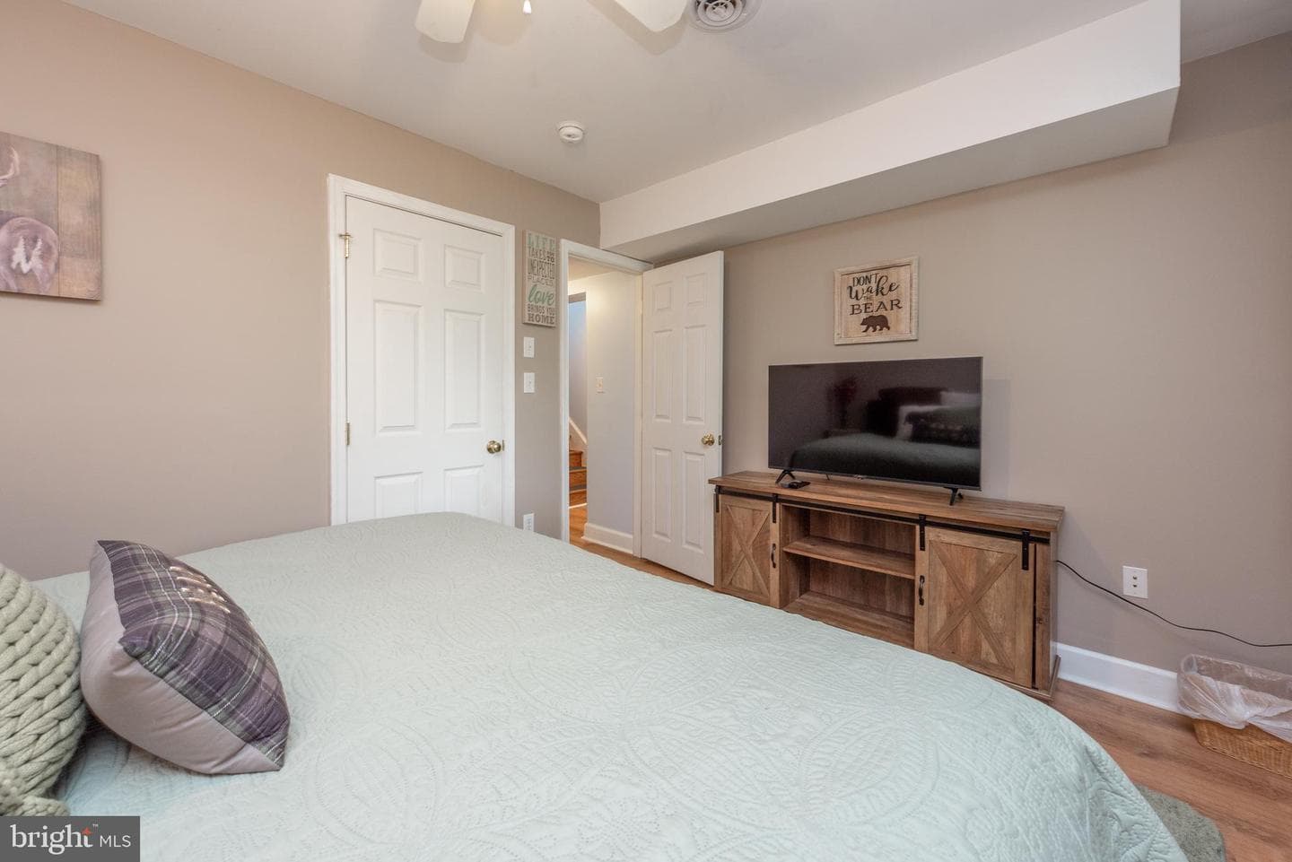 926 Marsh Hill Road photo 45