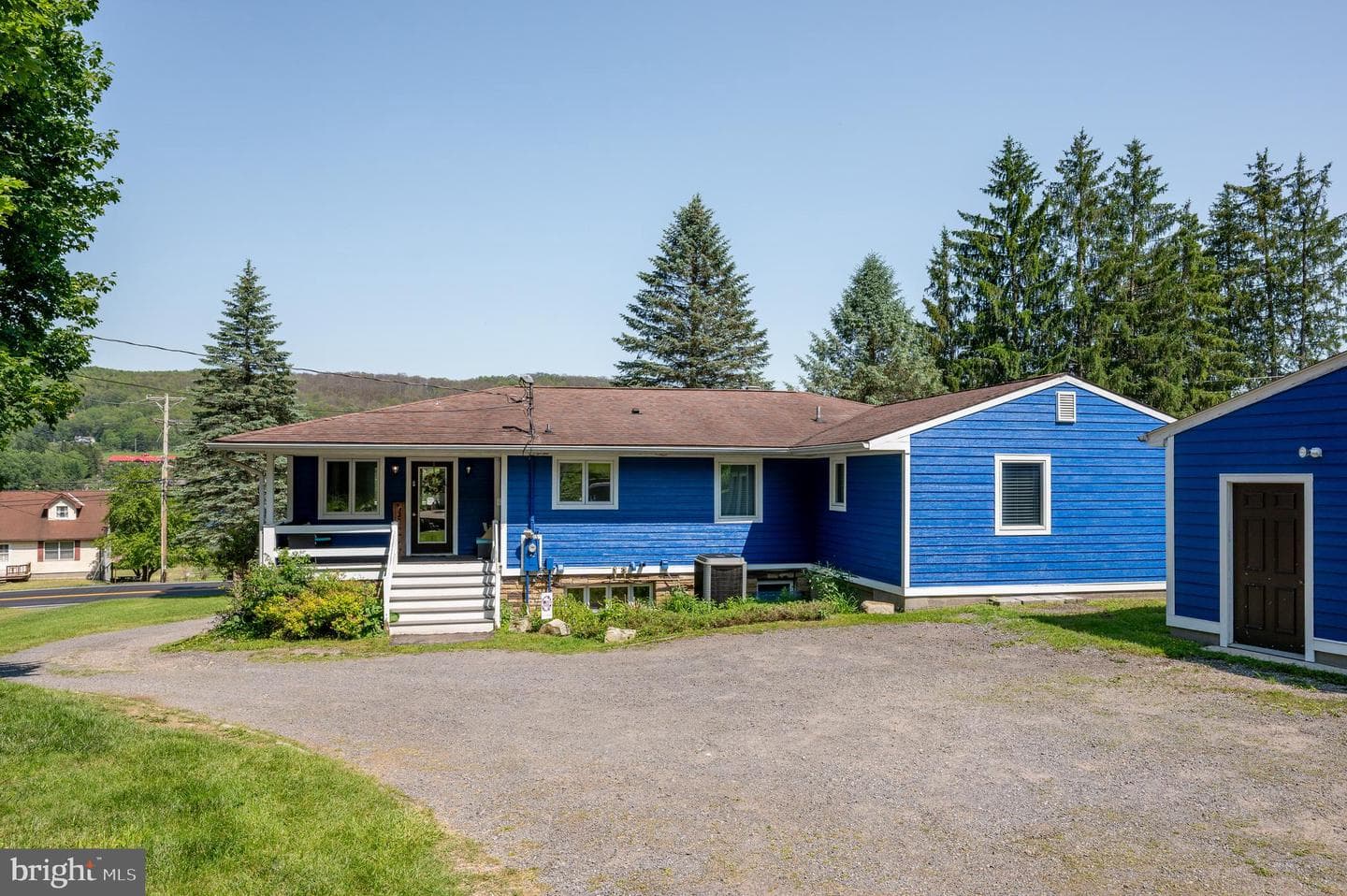 926 Marsh Hill Road photo 5