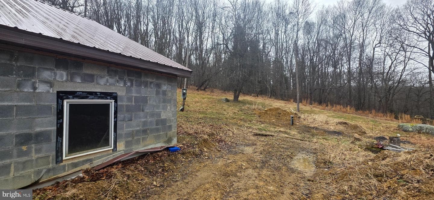 3395 Fingerboard Road photo 16