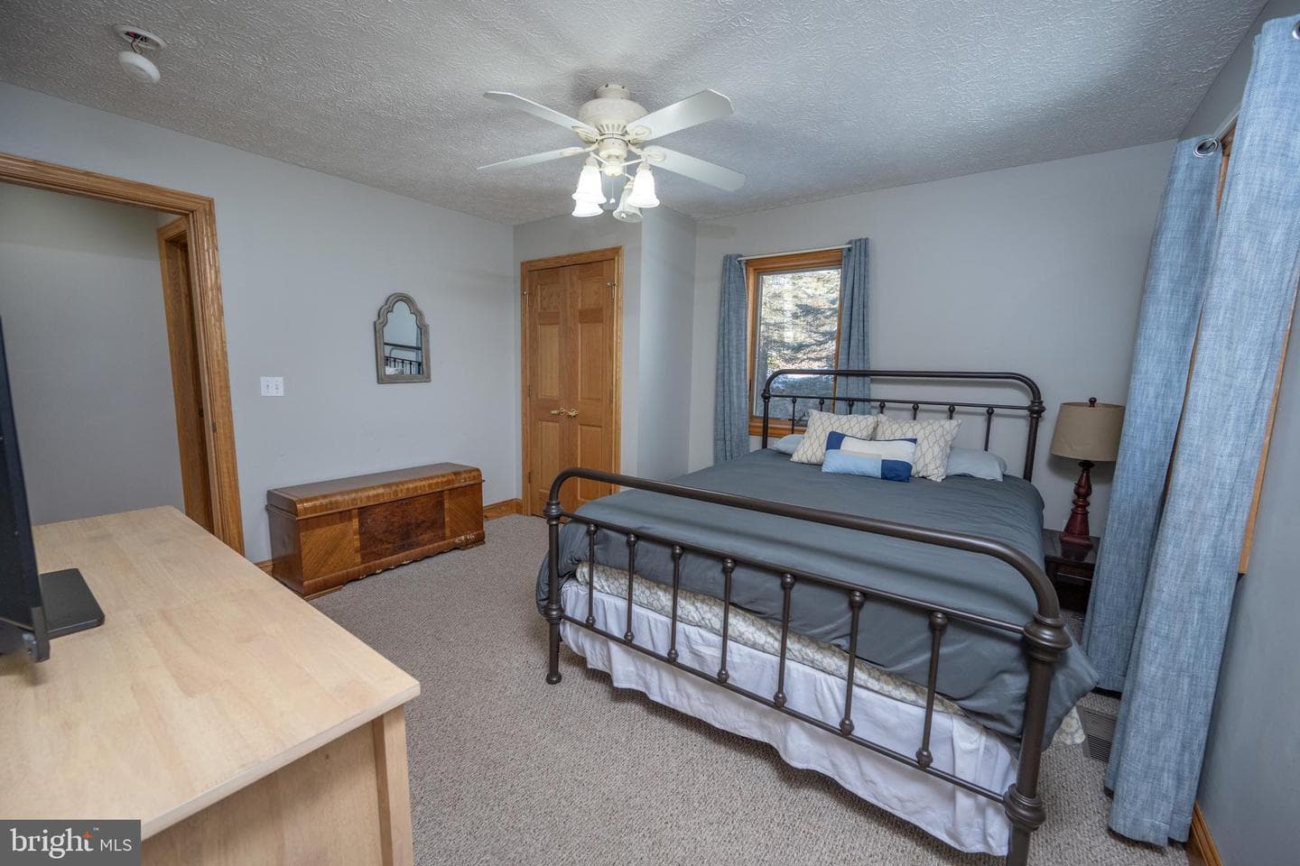 723 Pinnacle Drive photo 15