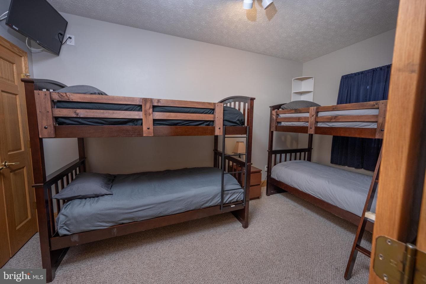 723 Pinnacle Drive photo 57
