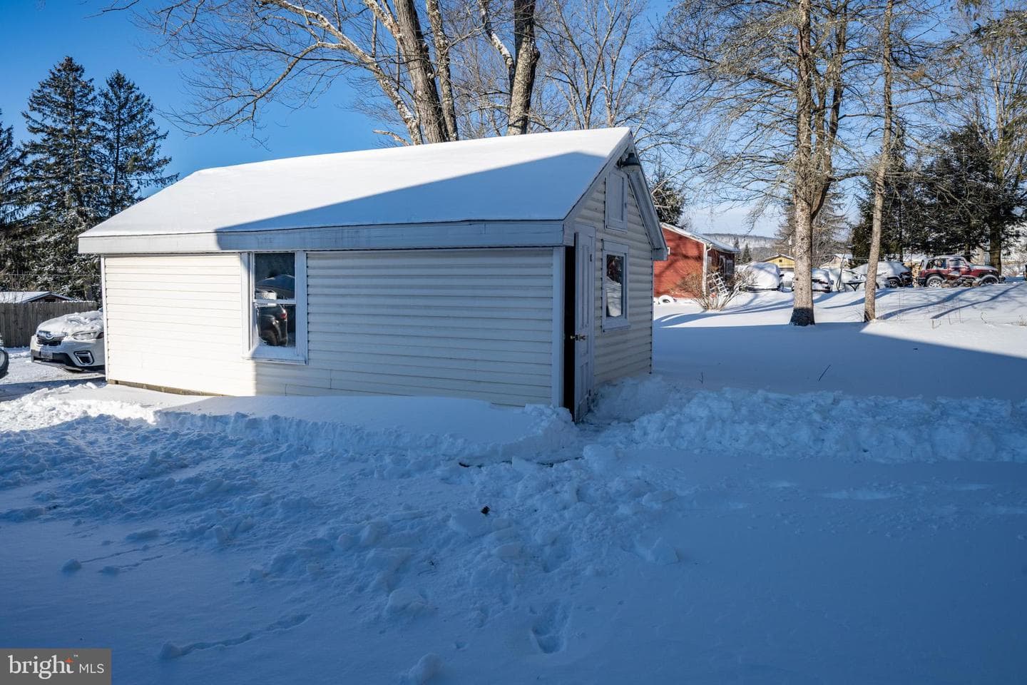 729 E Oak Street photo 31