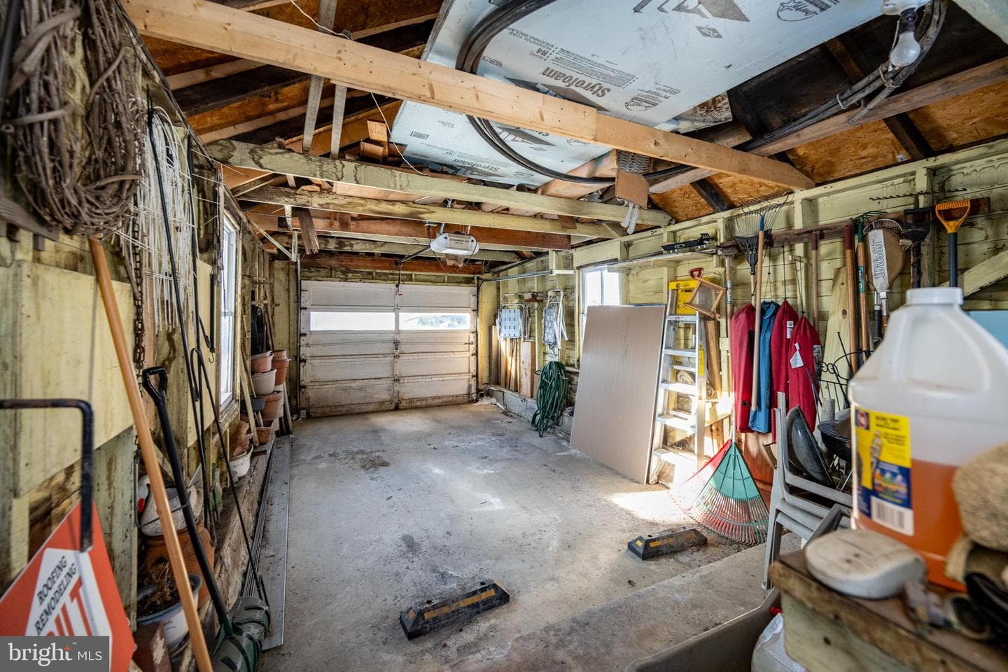 729 E Oak Street photo 41