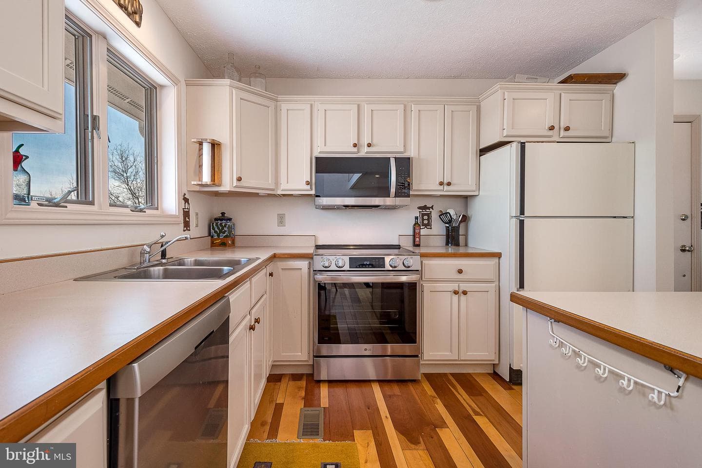 164 Grandview Drive photo 18