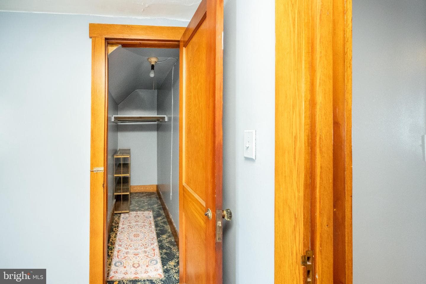 506 Roanoke Avenue photo 45