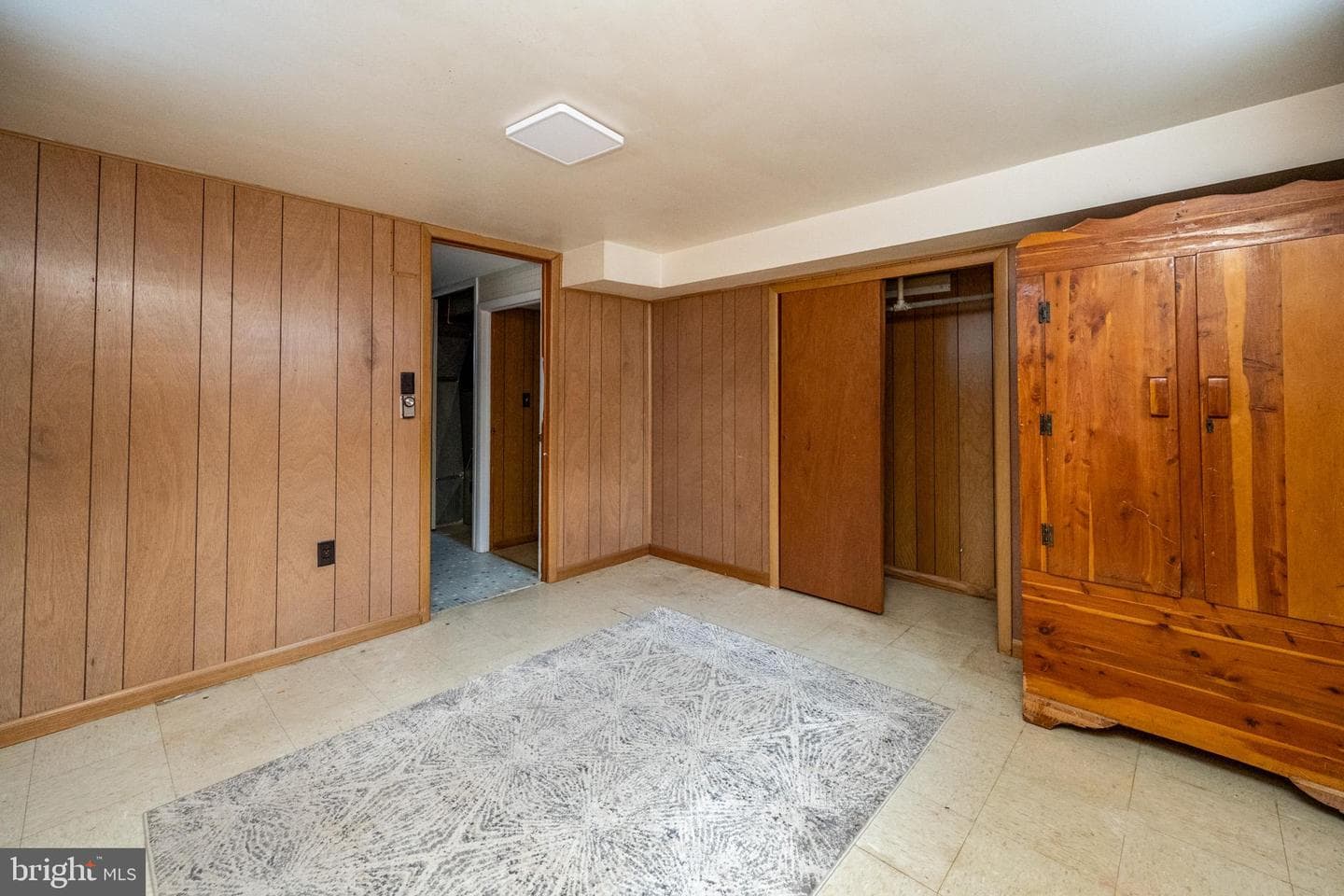127 S Oakhall Drive photo 41