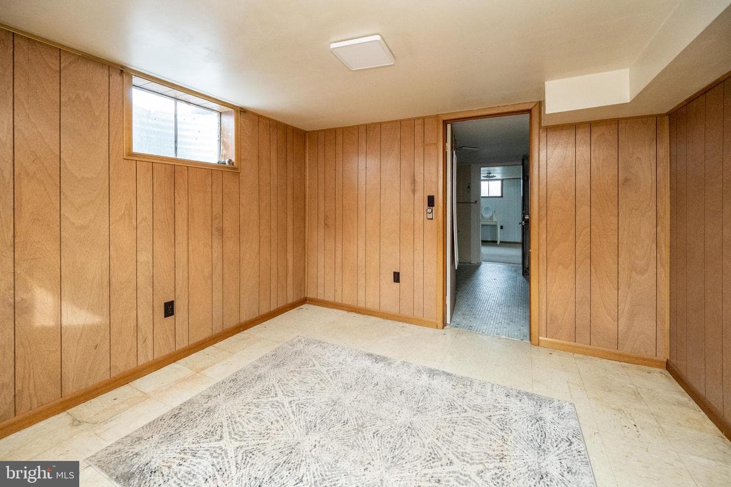 127 S Oakhall Drive photo 42