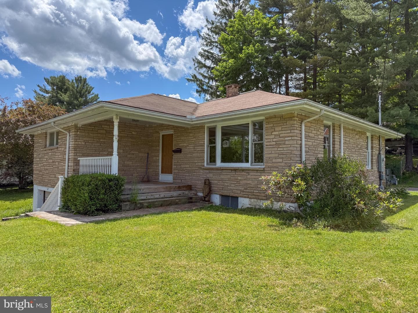 127 S Oakhall Drive photo 48