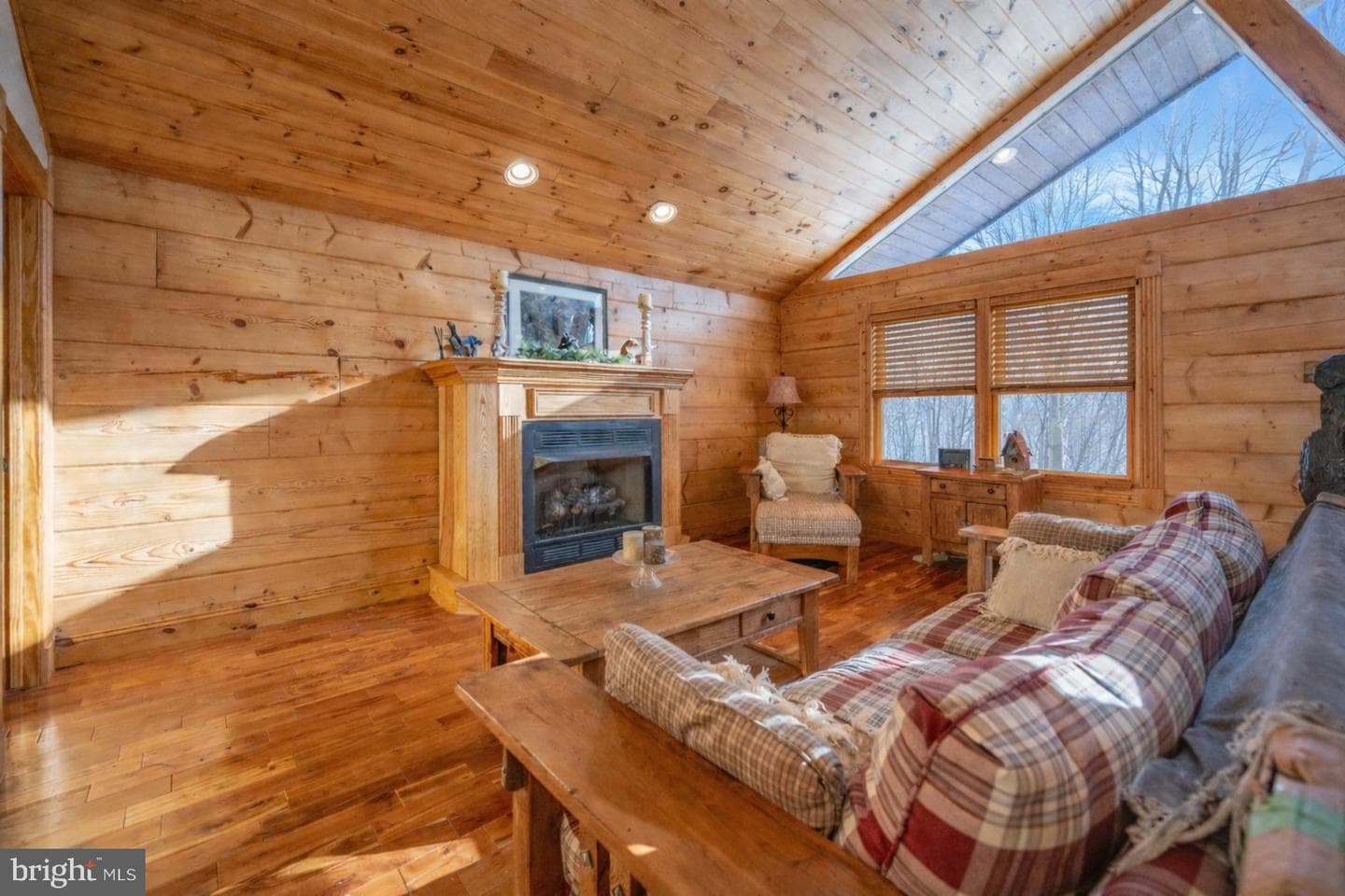 17979 Garrett Highway photo 34