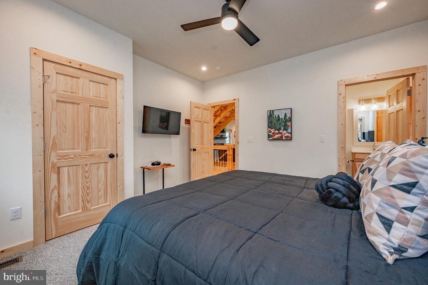 36 Irwin Way photo 38
