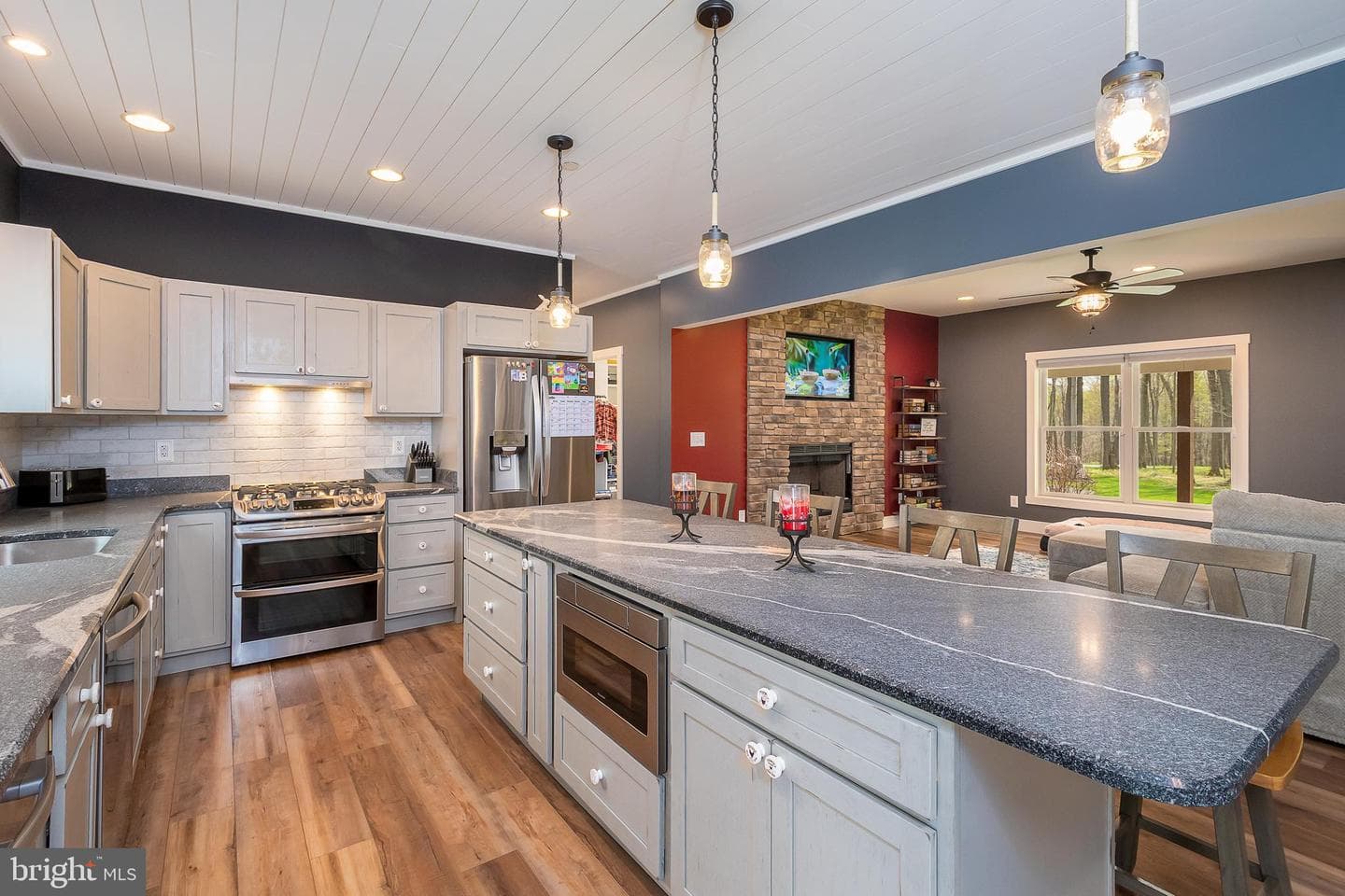 170 Cherrywood Drive, Oakland