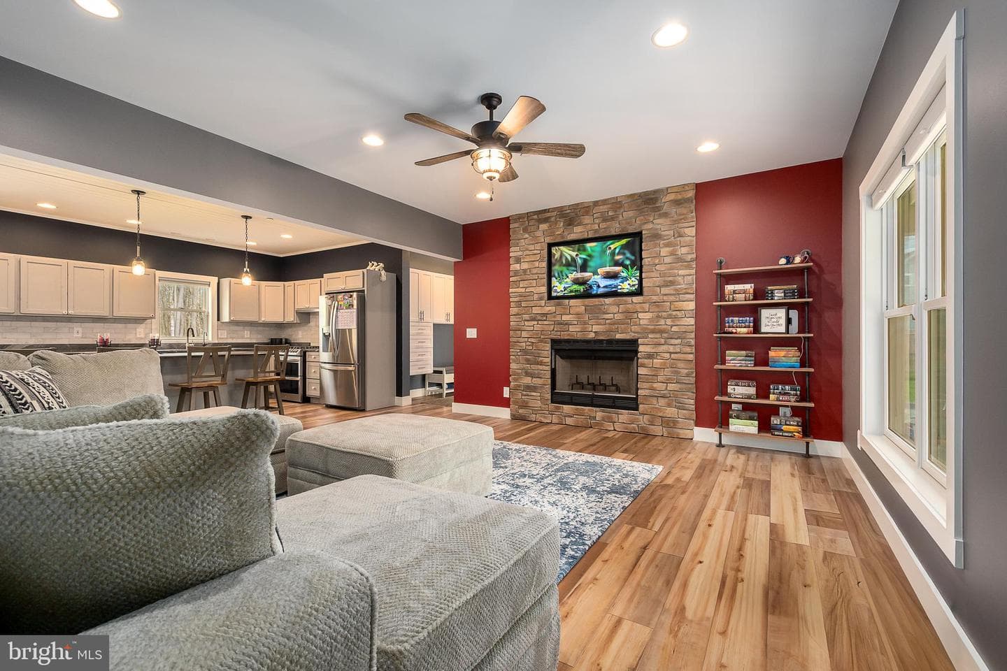 170 Cherrywood Drive photo 3