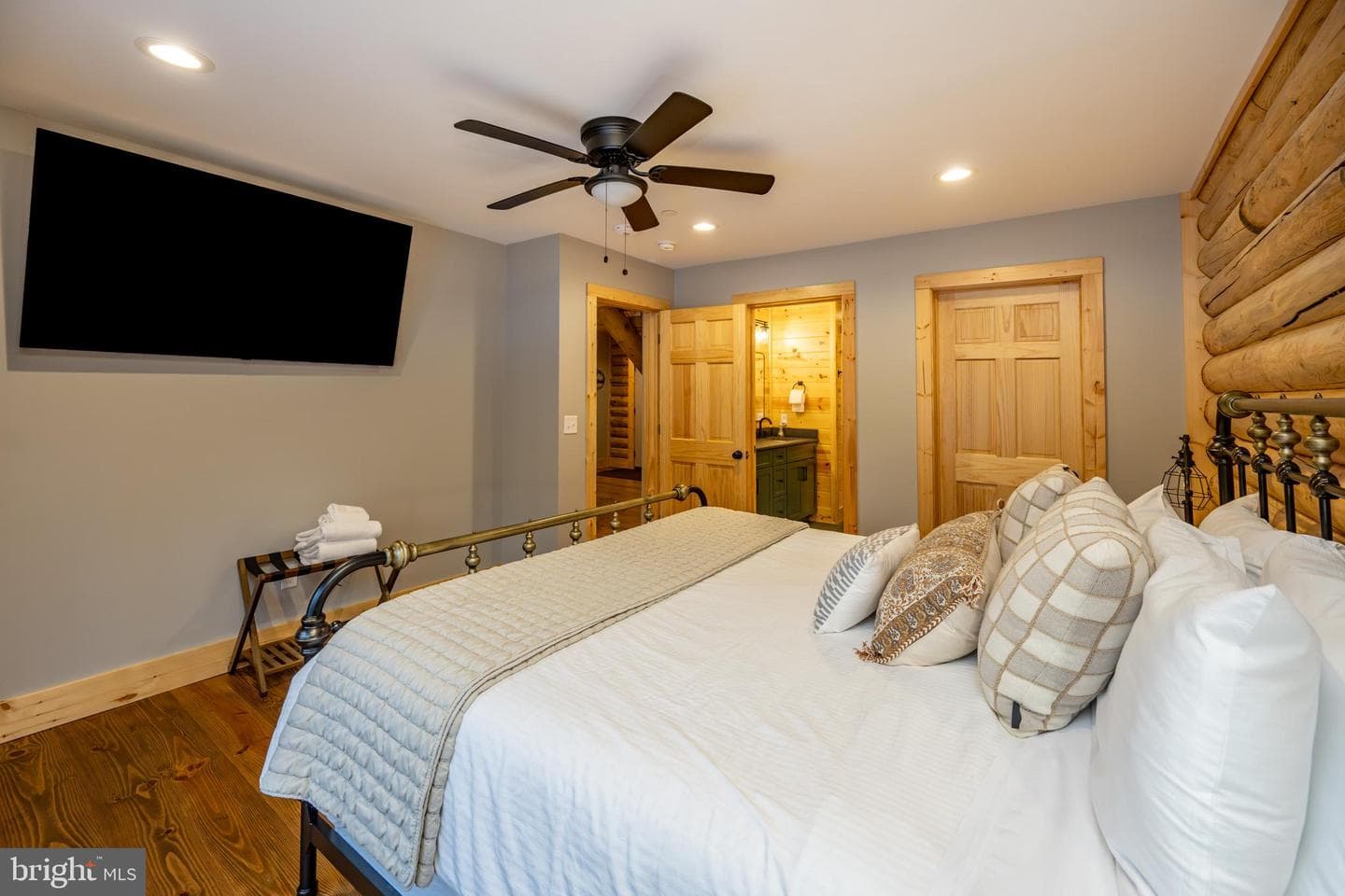 62 Whispering Pines Lane photo 34