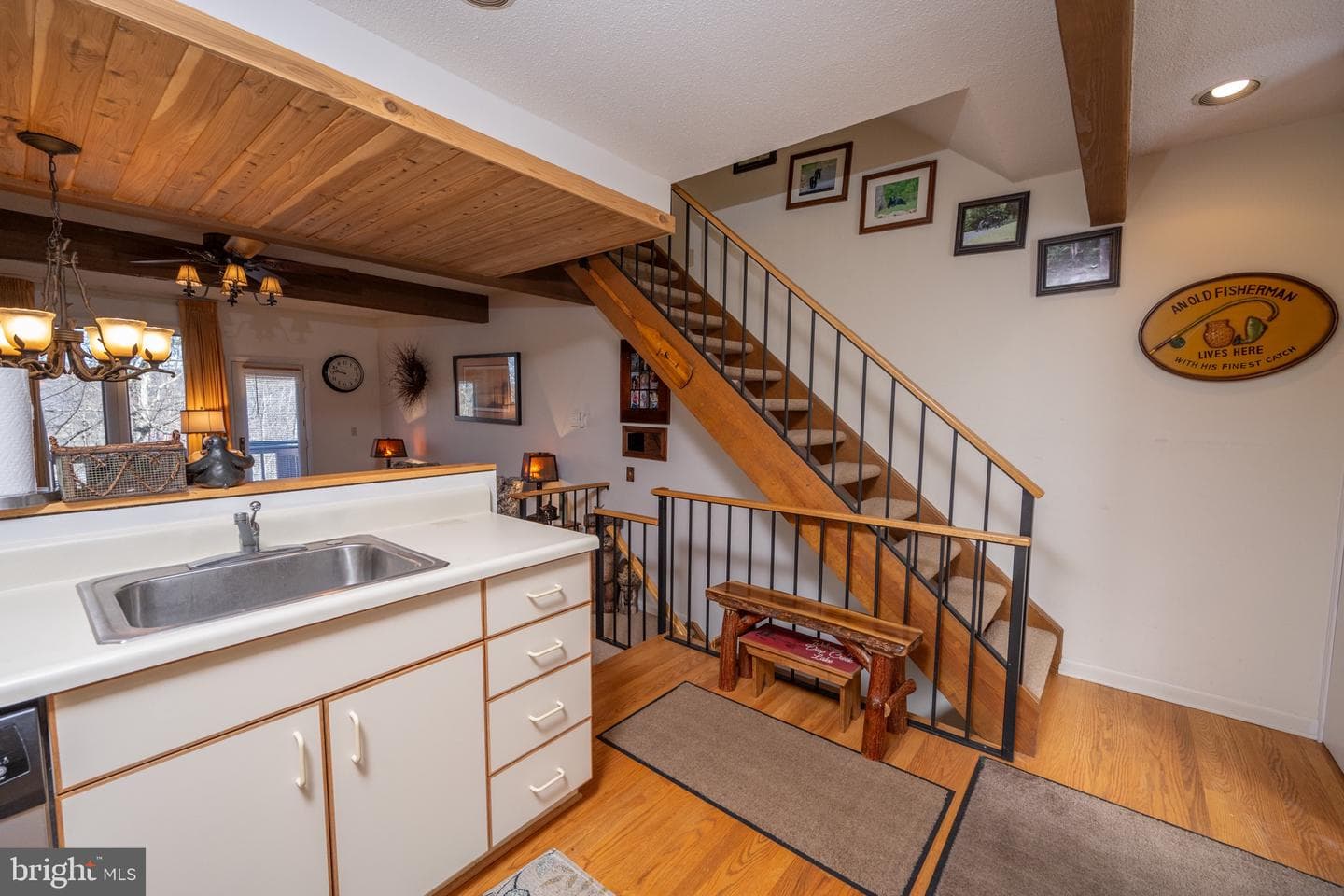 17 Slopeside Terrace #10d photo 6
