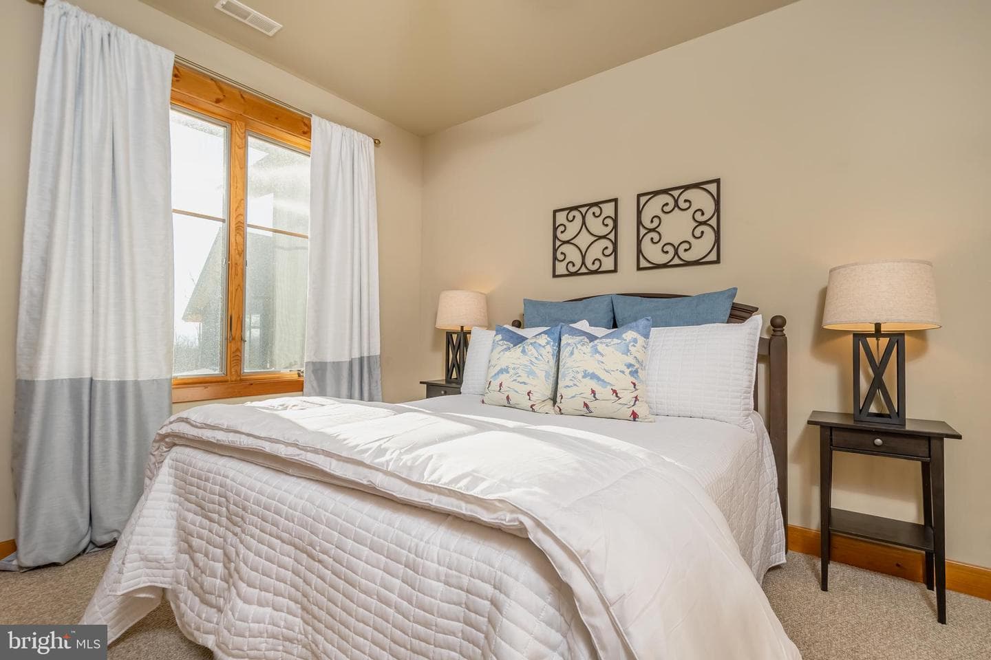 200 N Camp Road photo 19