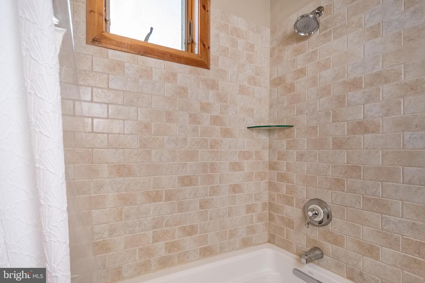 200 N Camp Road photo 25