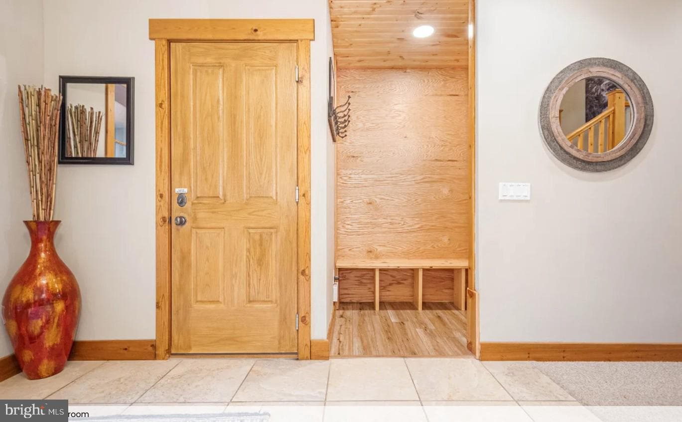 200 N Camp Road photo 36