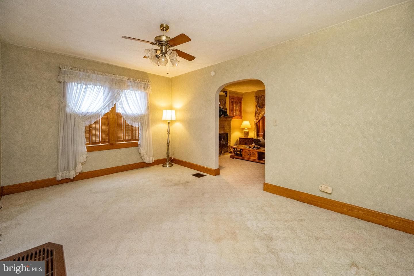 313 W Liberty Street photo 15