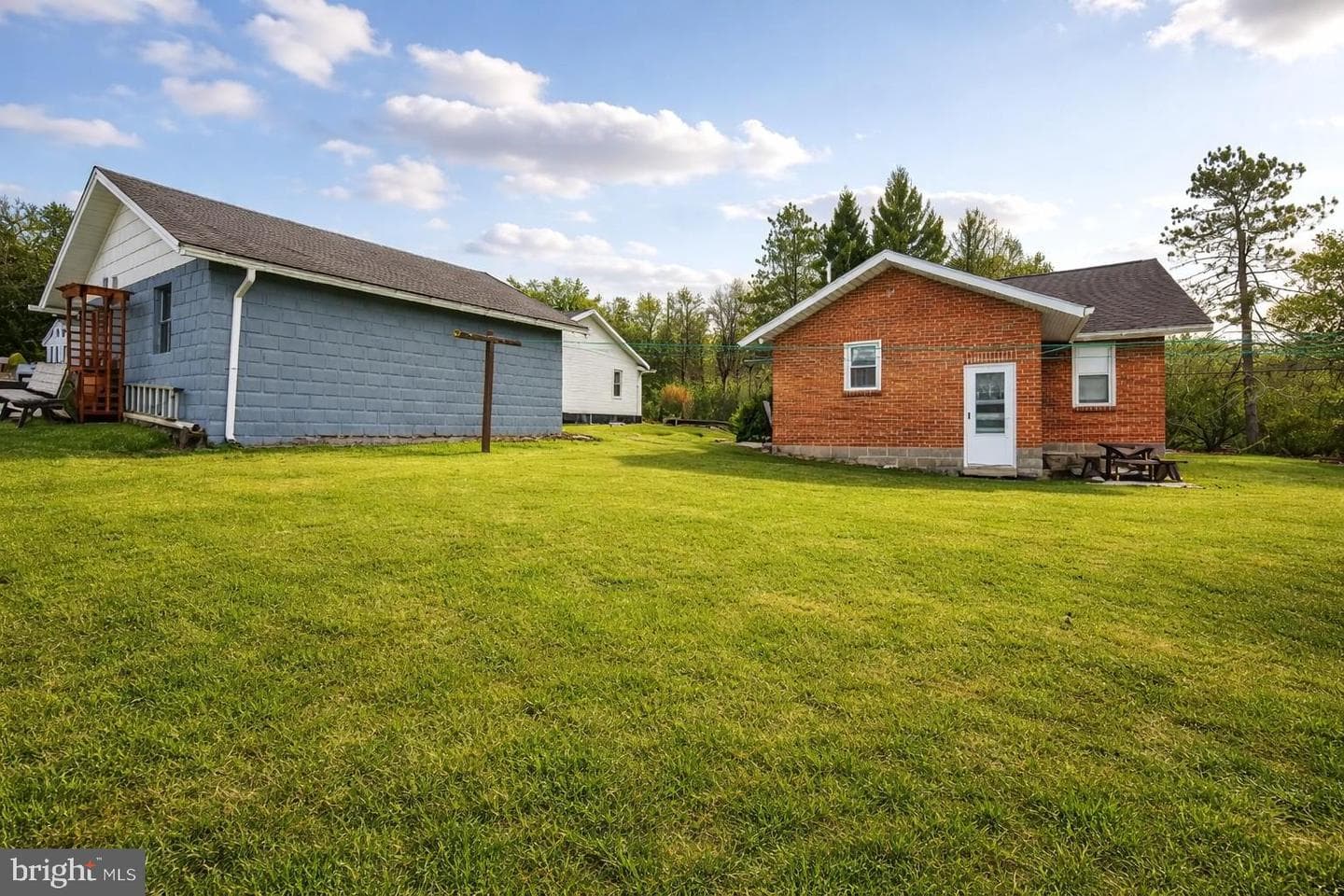 313 W Liberty Street photo 45