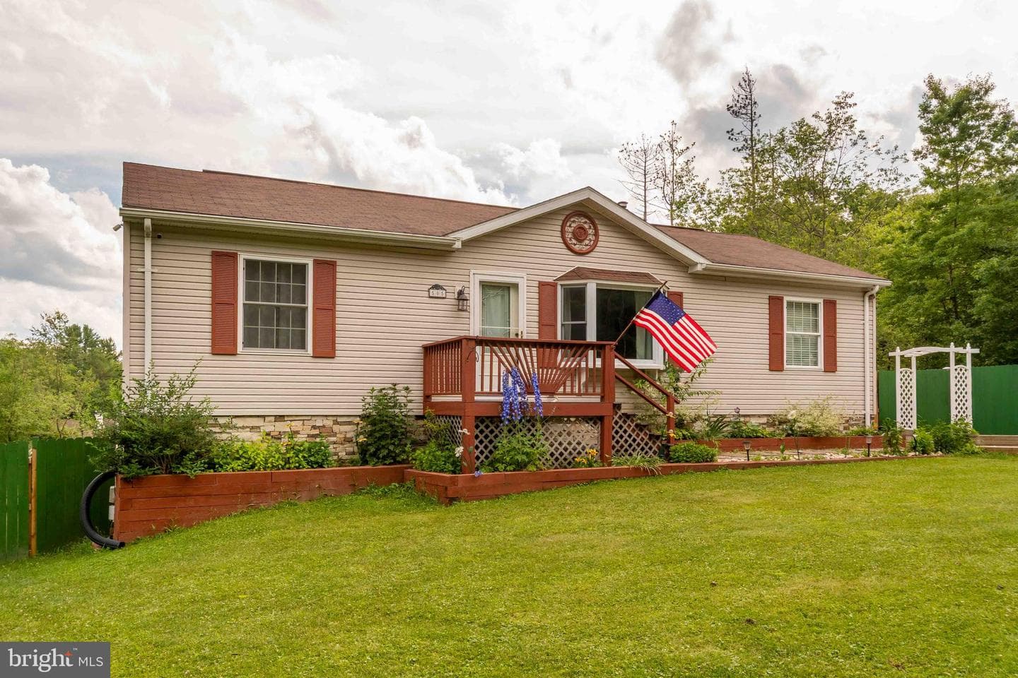 505 Southern Pines Drive, Oakland