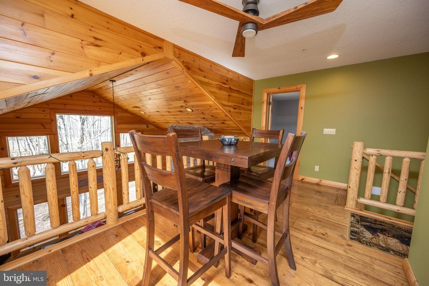 276 Sundance Way photo 38
