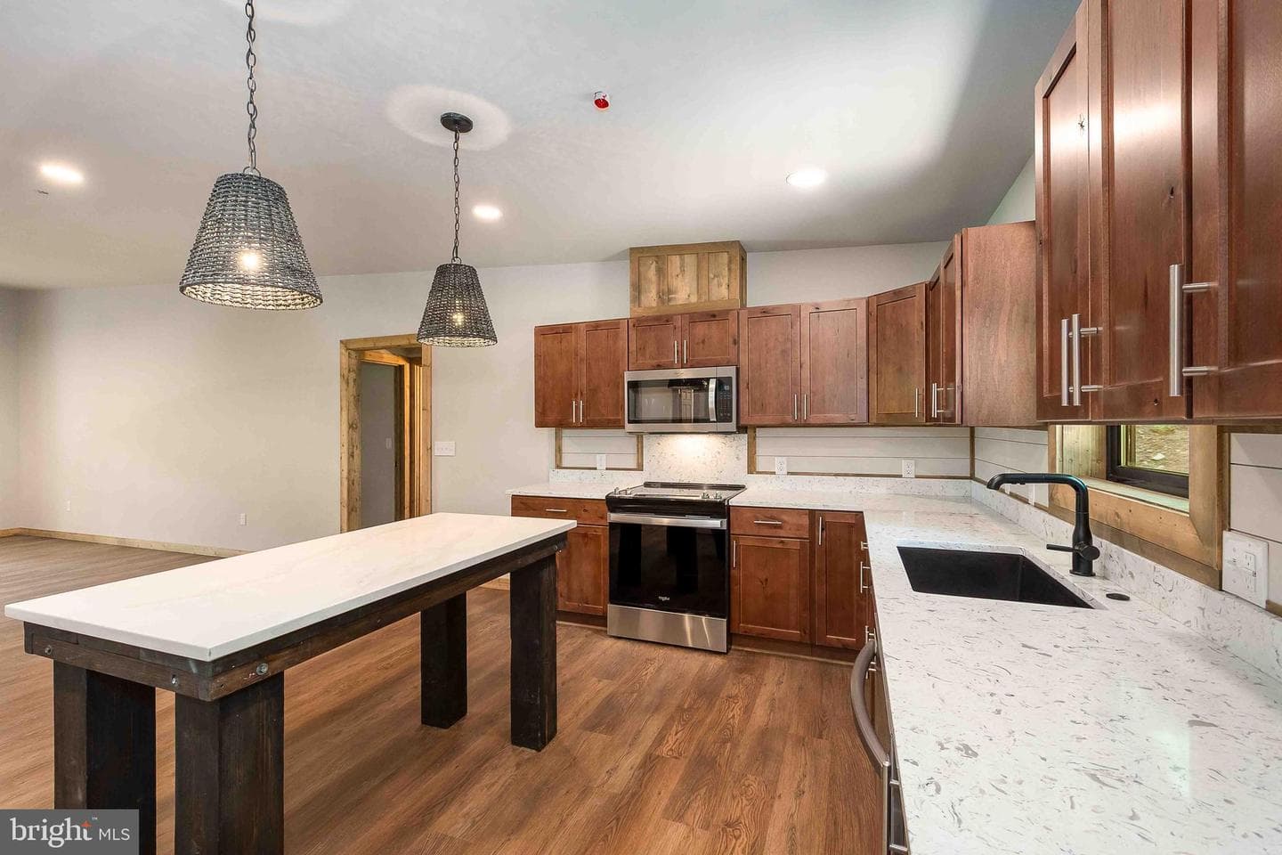 654 N Bradley Lane photo 32