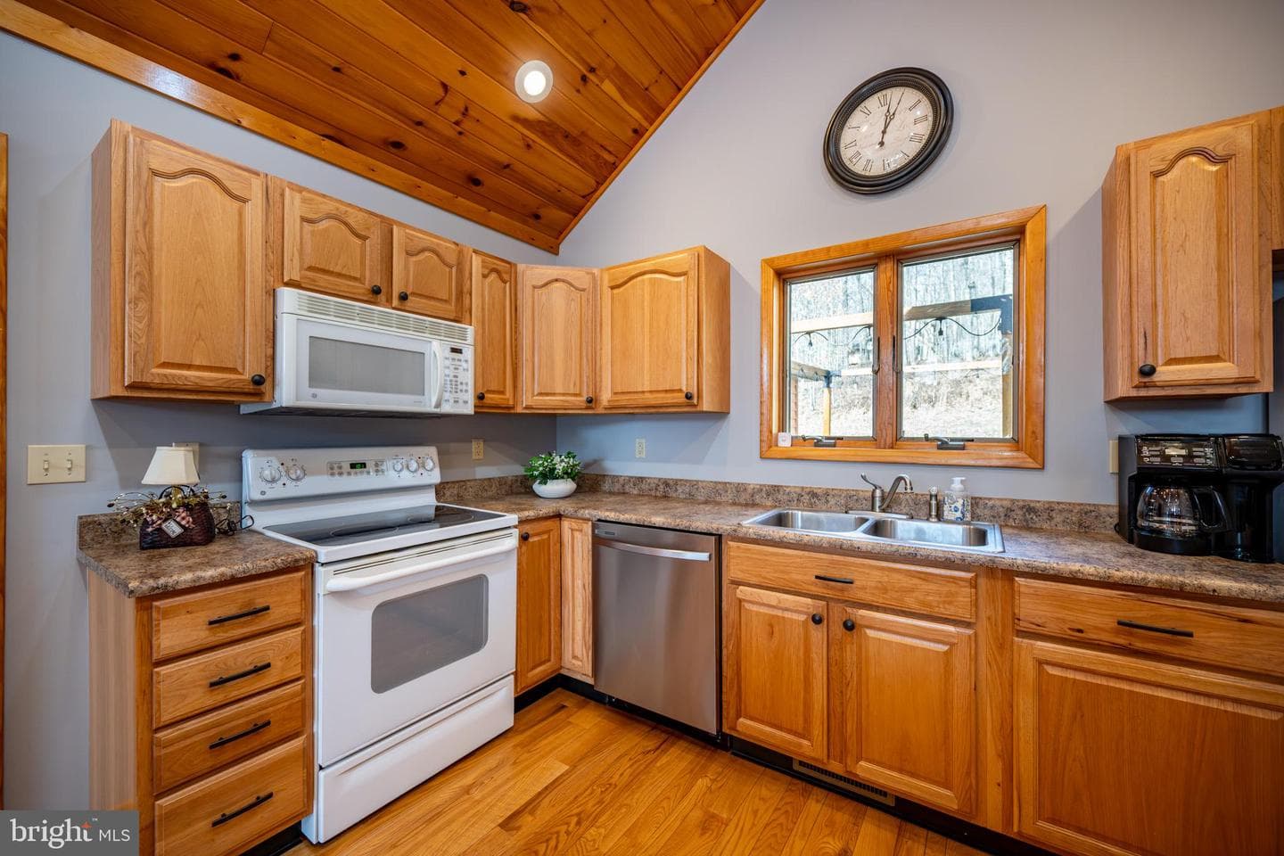 167 Sears Lane photo 13