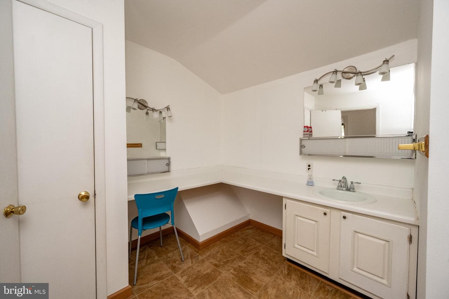 163 Mitchell Drive photo 34