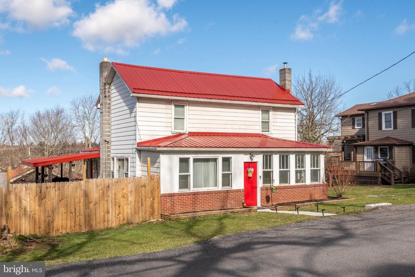 207 Shenandoah Avenue