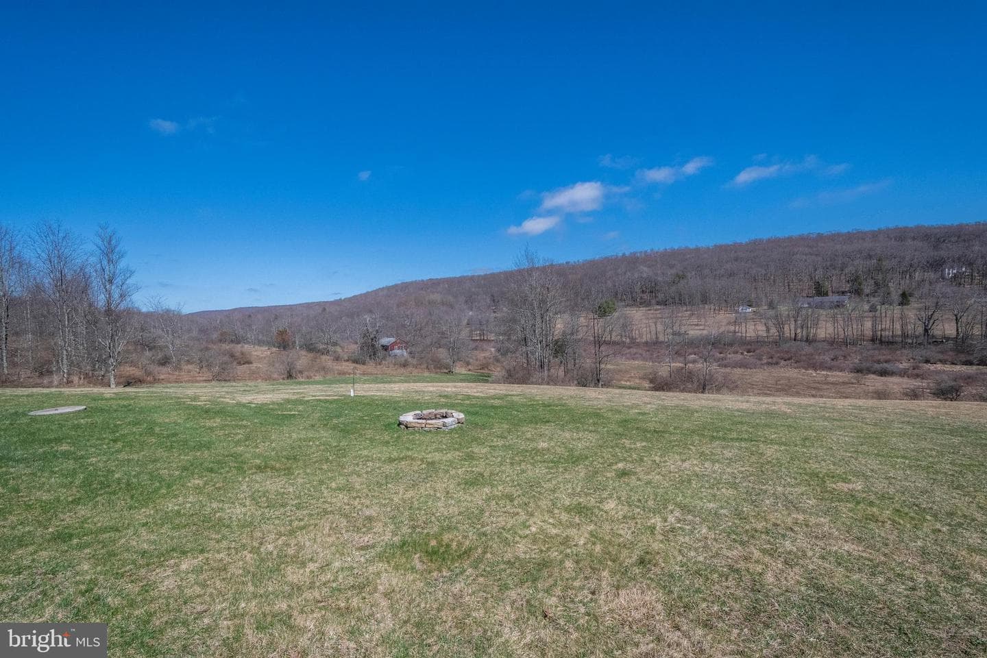134 Highland Avenue photo 37