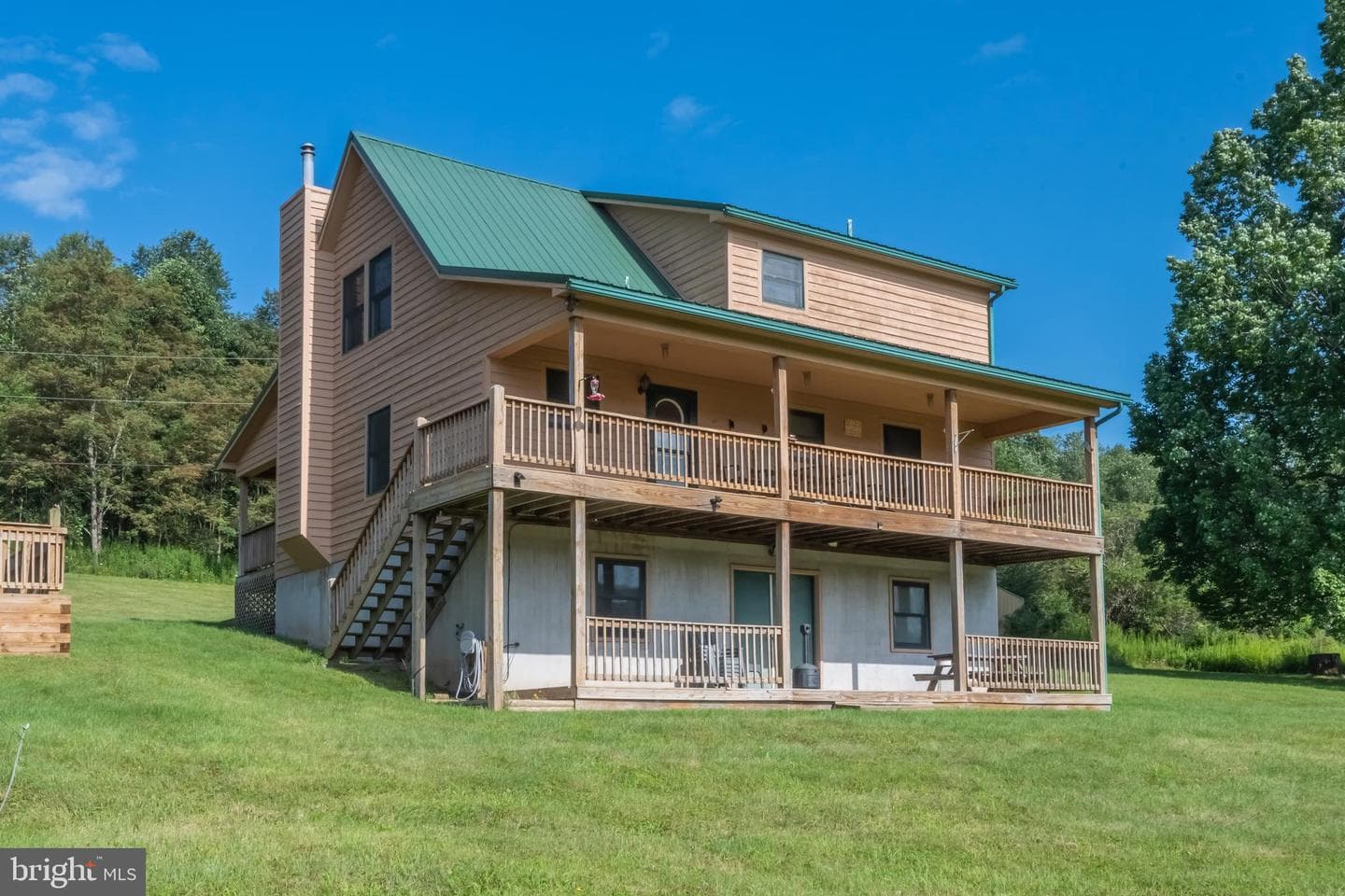 134 Highland Avenue photo 49