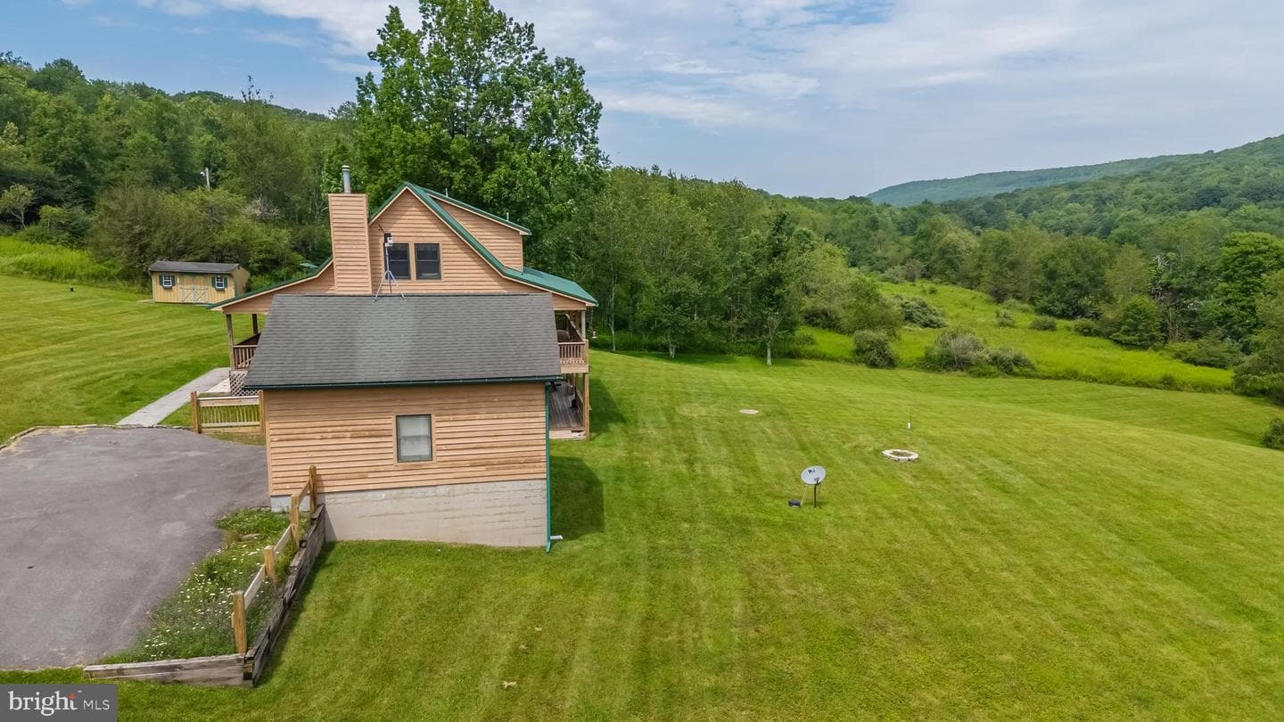 134 Highland Avenue photo 52