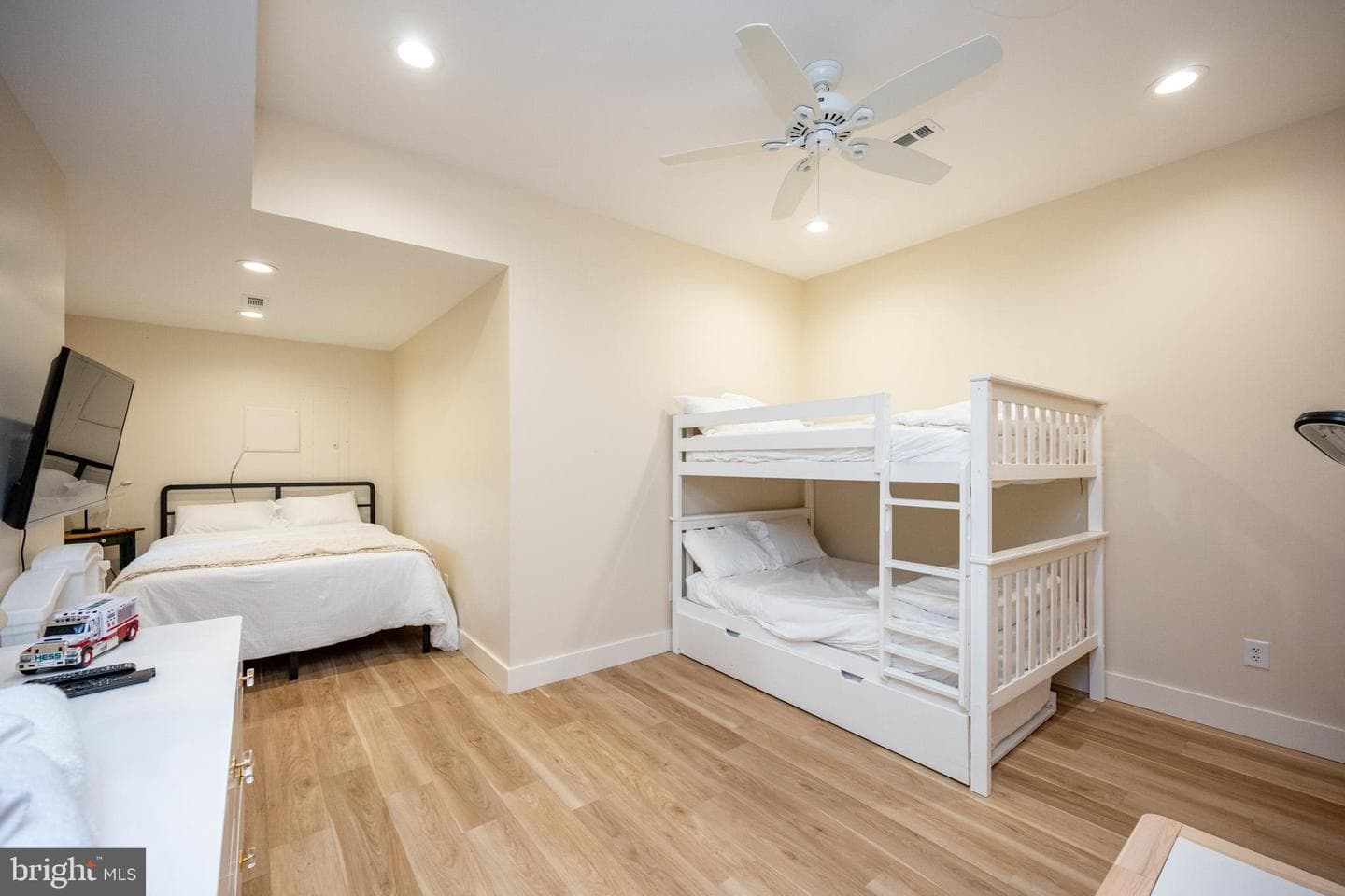 304 Waterfront Greens Drive photo 46