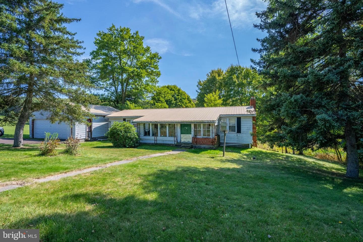 3348 & 3360 Cove Road photo 4