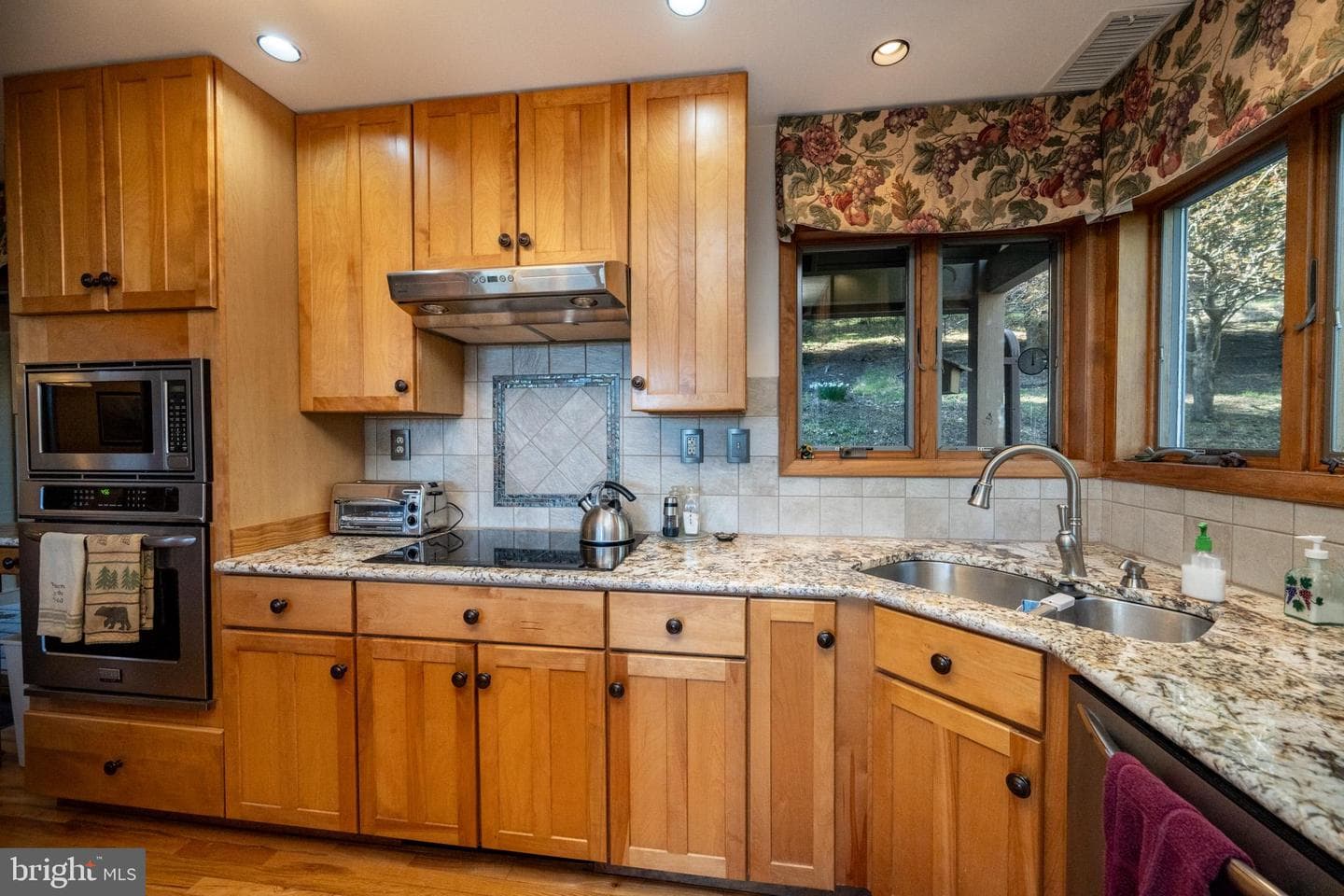59 Glenview Road photo 17