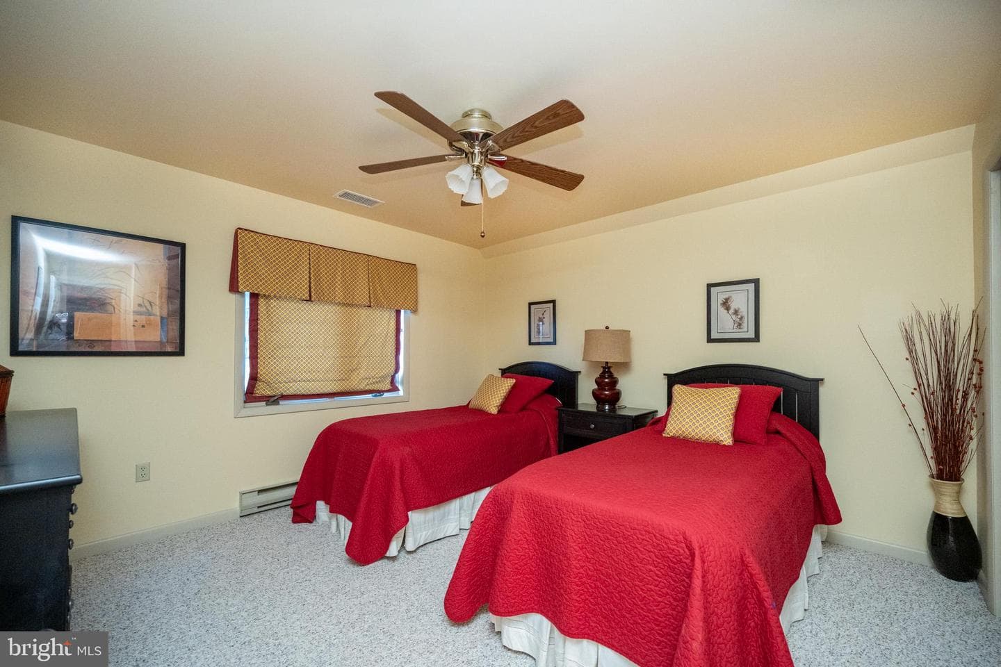 59 Glenview Road photo 36