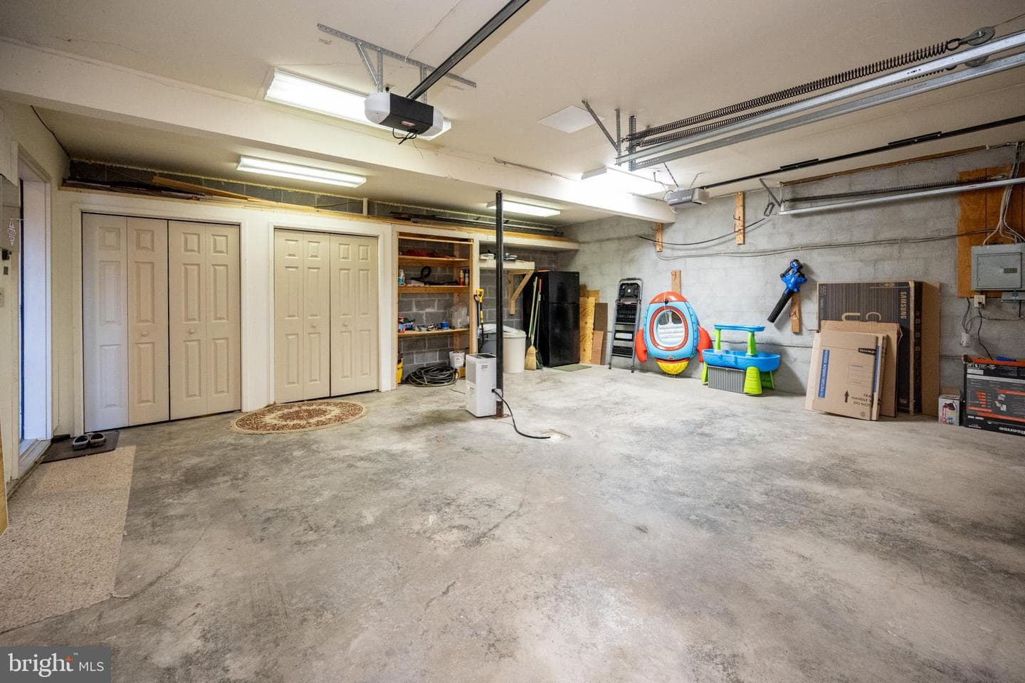 59 Glenview Road photo 55