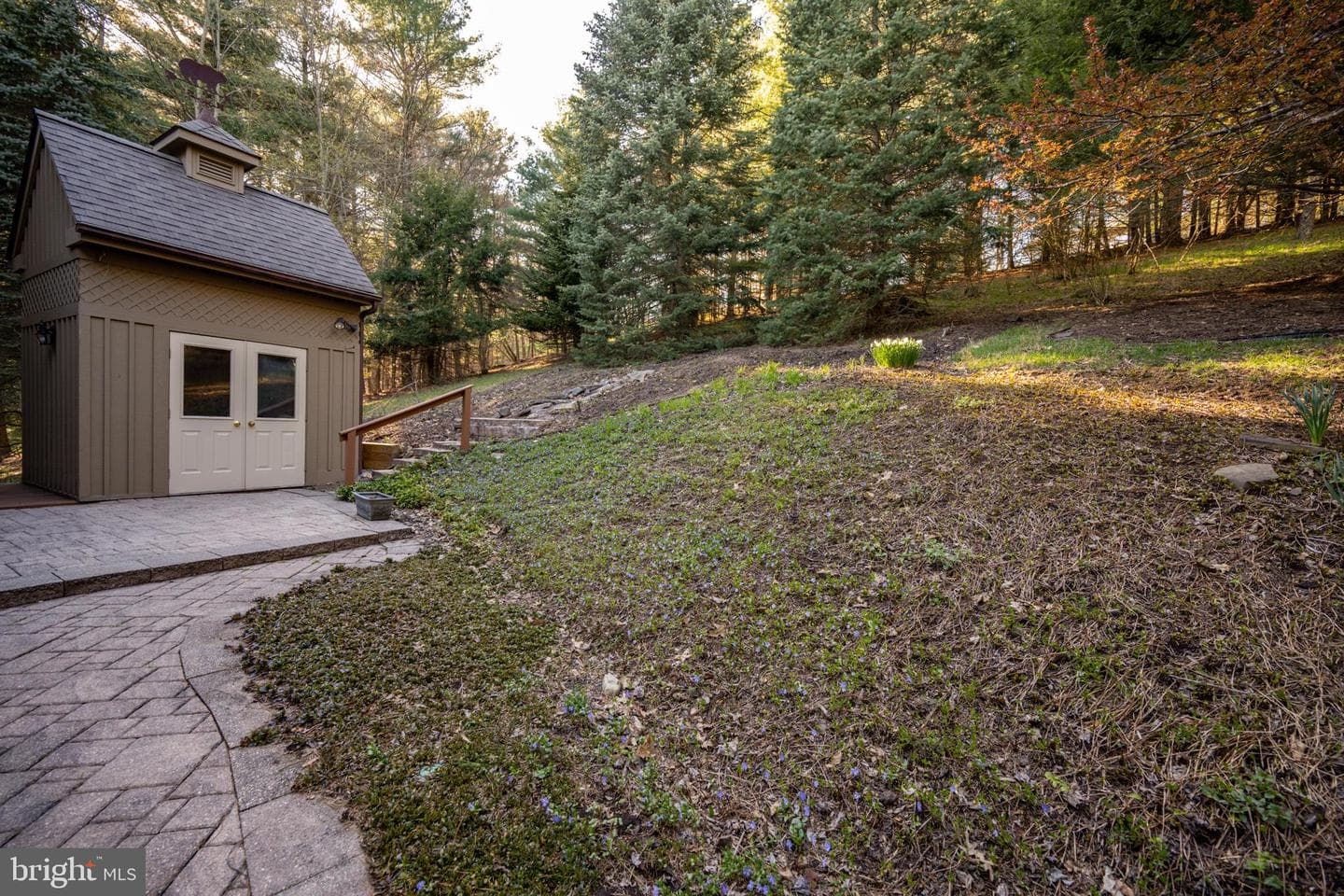 59 Glenview Road photo 61