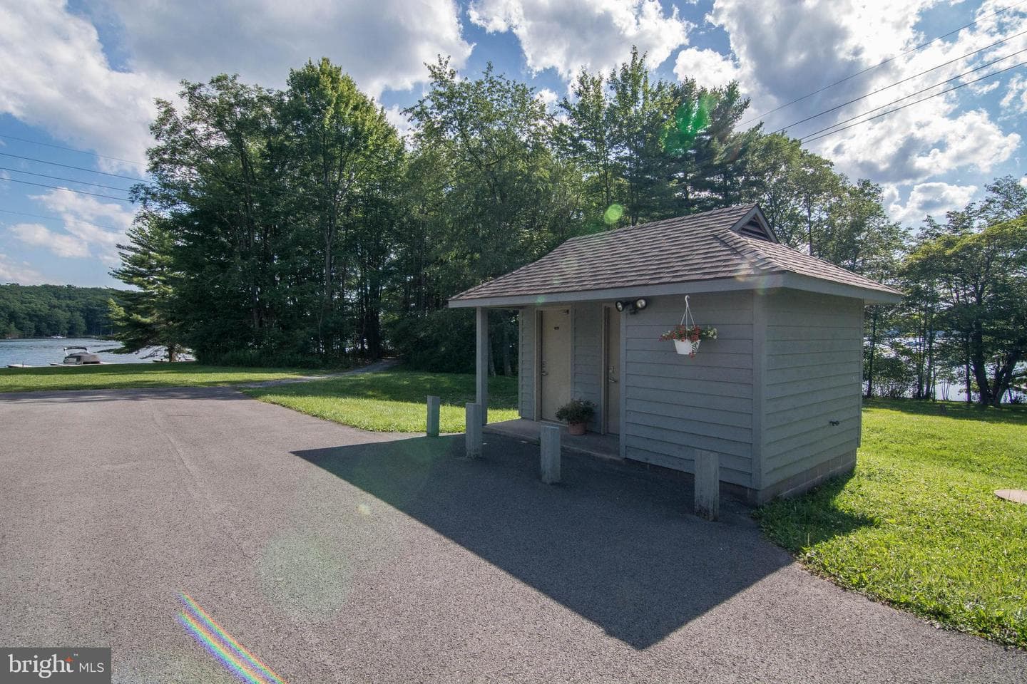 59 Glenview Road photo 77