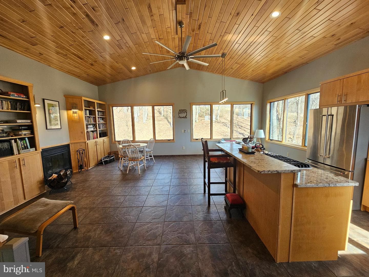 355 Lonesome Pine Road photo 10