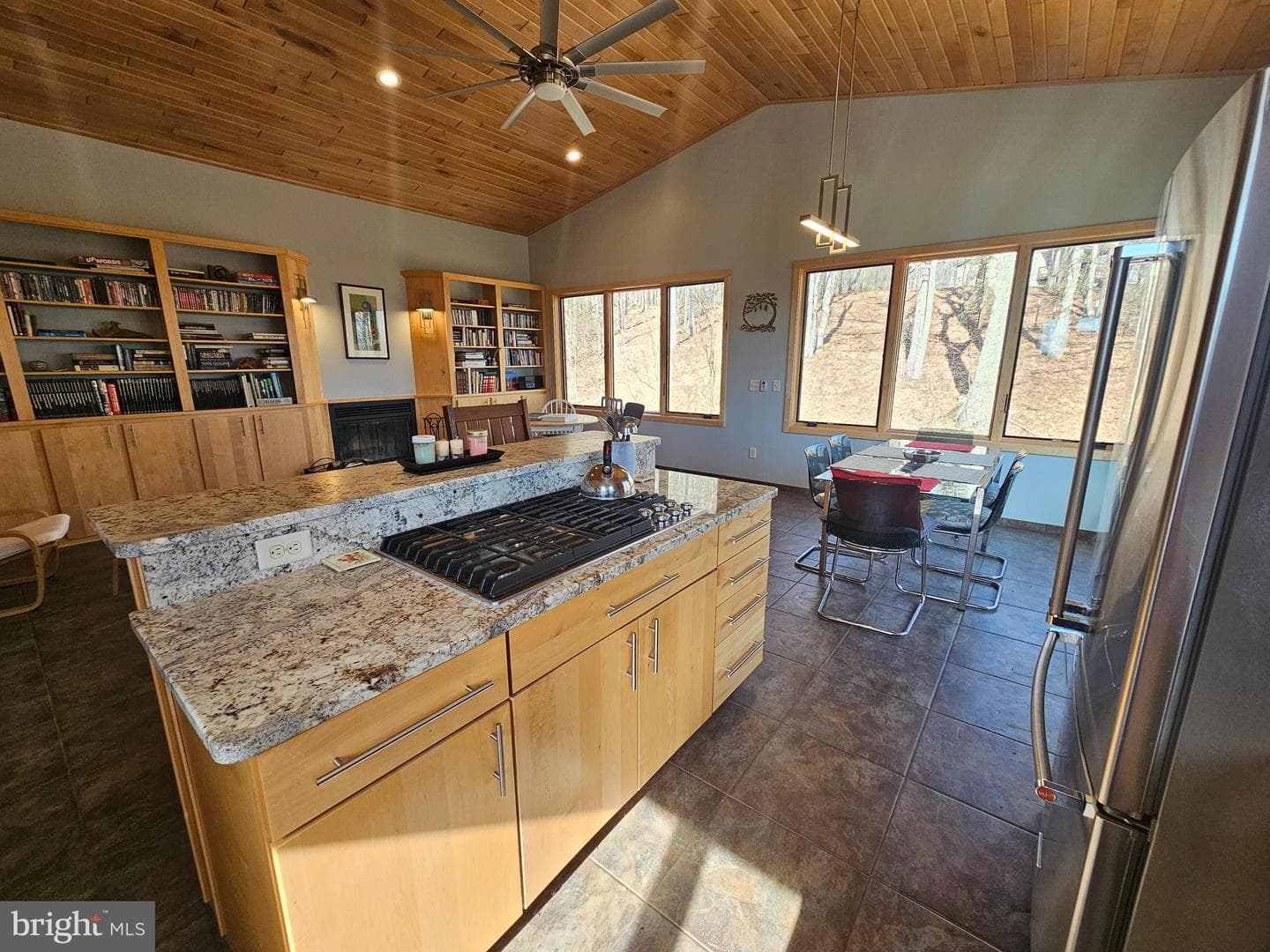 355 Lonesome Pine Road photo 6