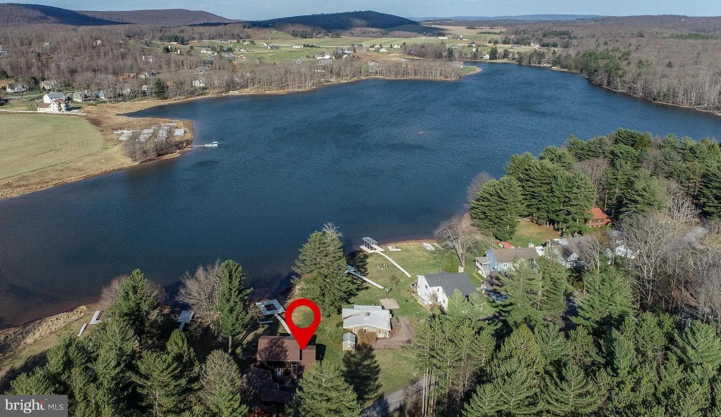 874 White Oak Drive photo 3