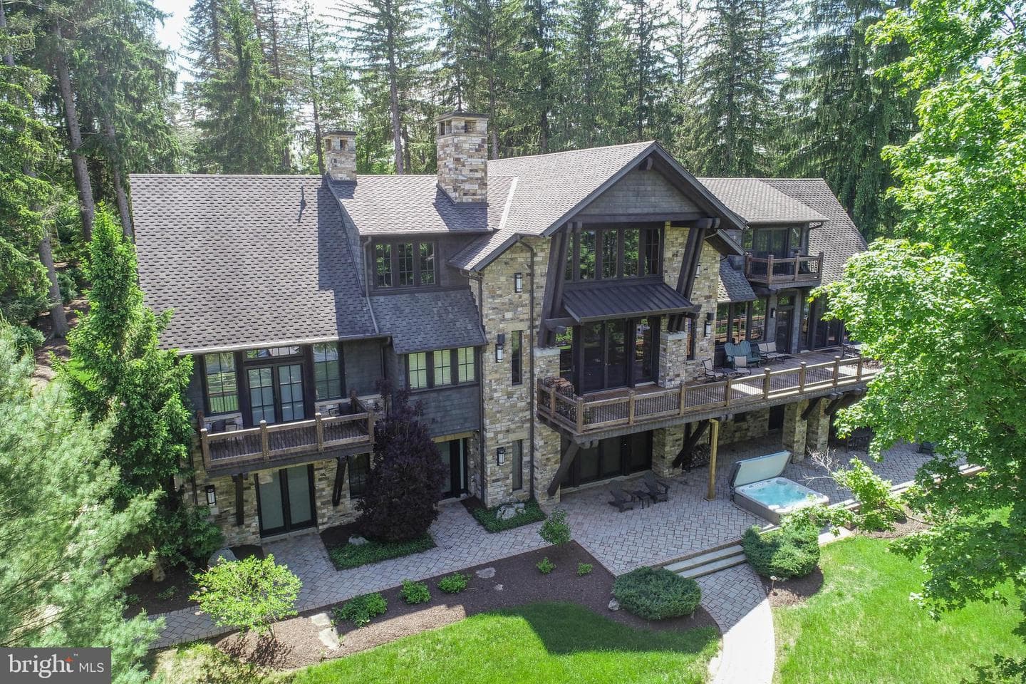 1010 Holy Cross Drive
