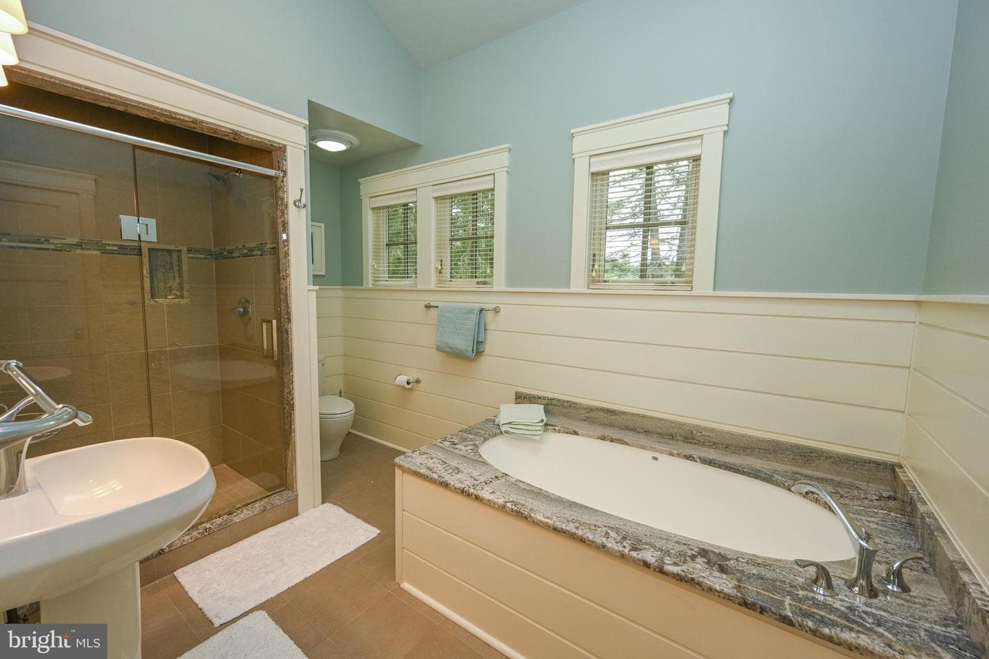 1010 Holy Cross Drive photo 104