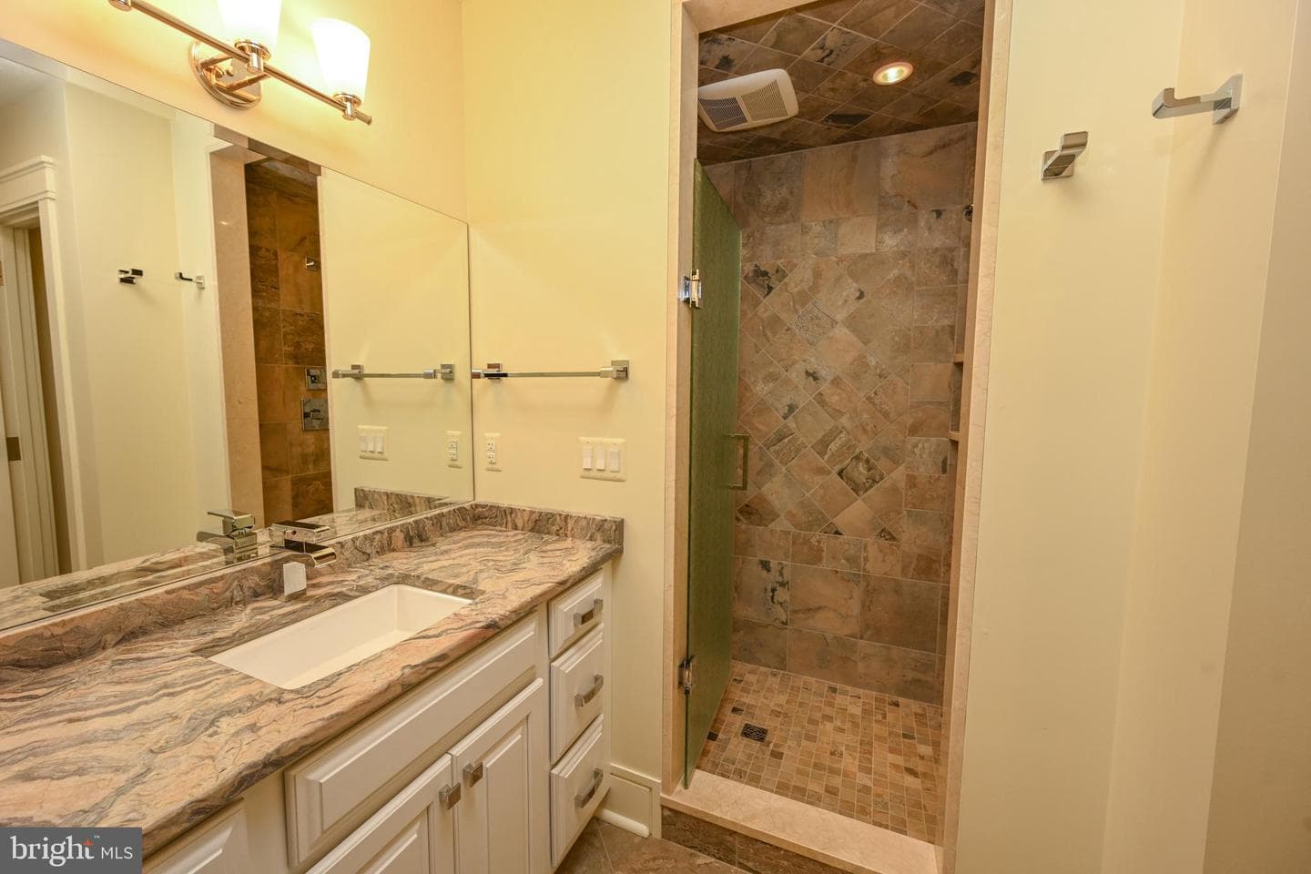 1010 Holy Cross Drive photo 143