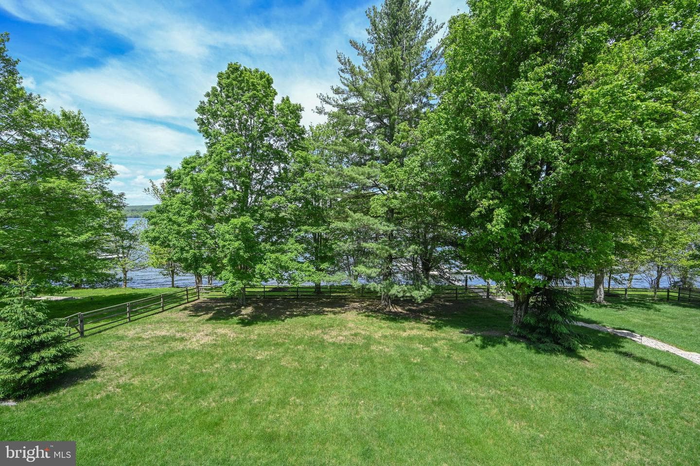 1010 Holy Cross Drive photo 29