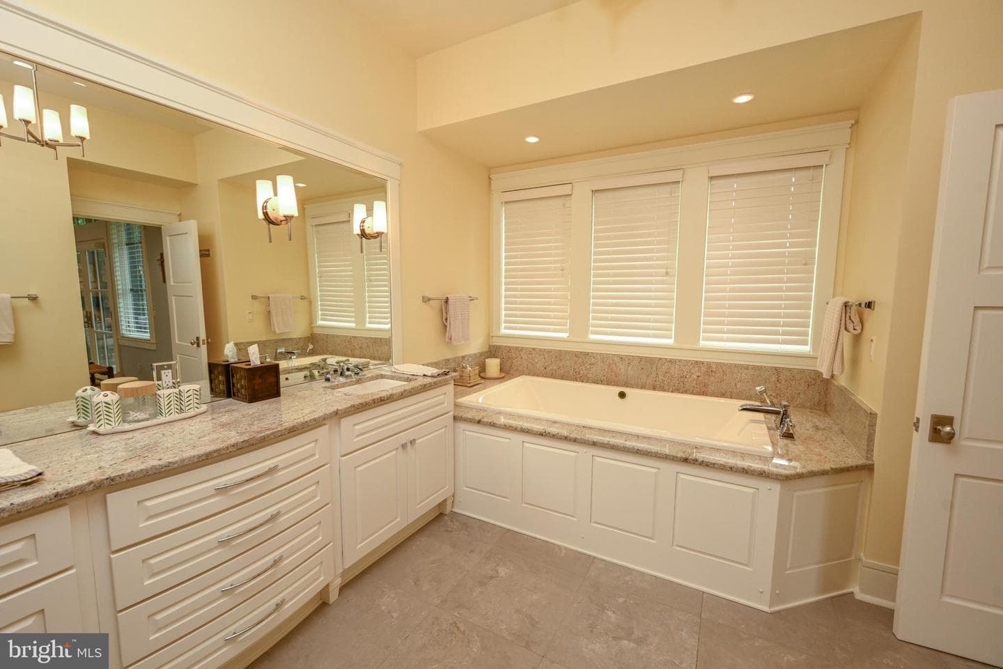 1010 Holy Cross Drive photo 92
