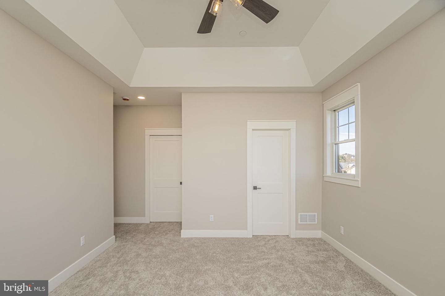 15 Walnut Ridge photo 32
