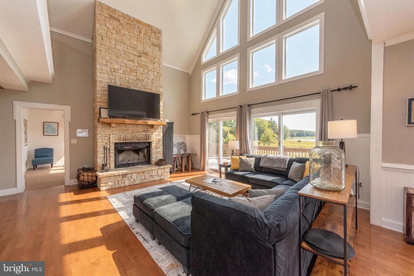 85 Clubhouse Drive photo 16